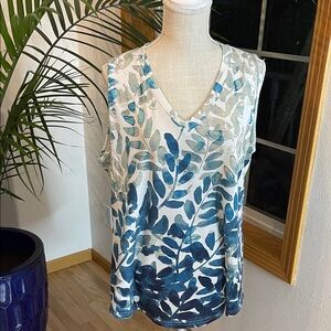 Blue Leaf Print Sleeveless Top